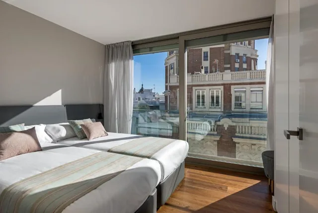 2 Bedrooms, Suite, Apartment، Gran View Apartments Madrid 1/10