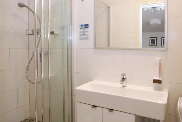 غرفة سوبيريور ثلاثية بإطلالة على البحر، HOTEL DELFIN 4/4