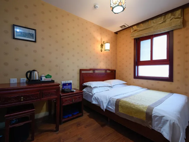 غرفة قياسية بسرير مزدوج، Qianmen Courtyard Hotel 3/9
