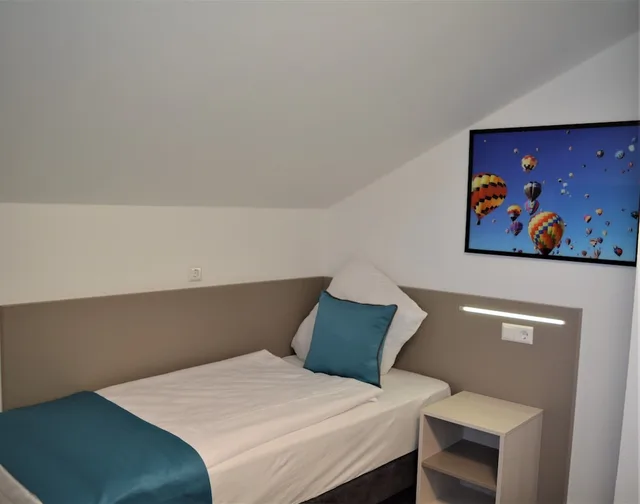 غرفة بإطلالة على المدينة مفردة بسرير فردي بحمام مشترك، Hotel BaWu 1/3
