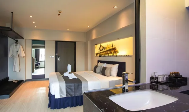 Canal, Deluxe، Nouvo City Hotel 1/1