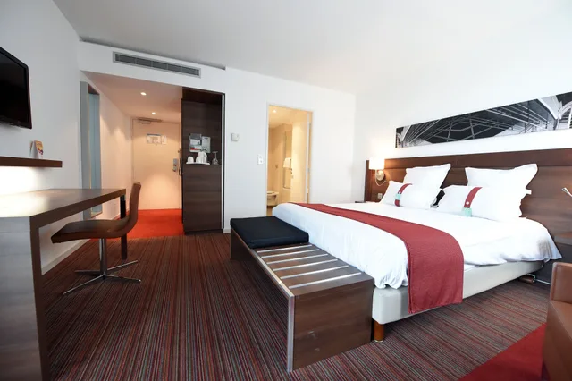 غرفة بريميوم بسرير كوين، HOLIDAY INN MULHOUSE 3/10