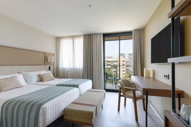 Premium Room Single Use، Catalonia Barcelona Beach 1/1