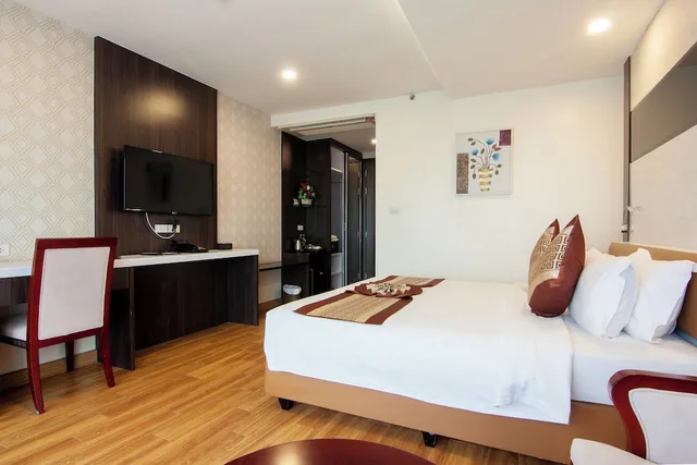 Studio, Double Bed, Golden Jomtien Beach Hotel 5/7