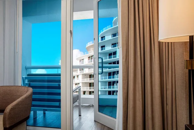 جناح جونيور بإطلالة جزئية على البحر لذوي الإعاقة، Conrad Fort Lauderdale Beach 2/2
