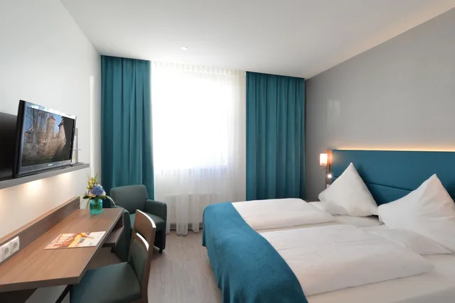غرفة قياسية بسرير مزدوج، Ringhotel Loew S Merkur 3/7