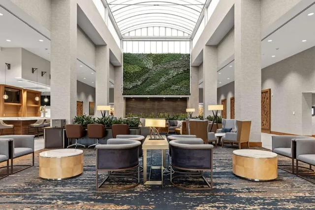 جناح بسريرين كوين بغرفتين مع أريكة لذوي الإعاقة، Embassy Suites by Hilton Irving Las Colinas 1/1