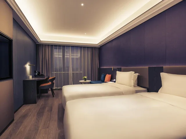 غرفة داخلية سوبيريور بسريرين منفصلين، Mercure Shanghai Necc 1/8