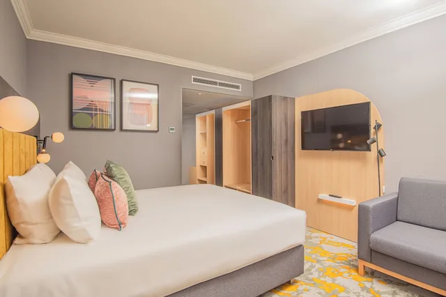 غرفة مريحة بسرير كوين بشرفة، Castrum Hotel Szekesfehervar 1/3