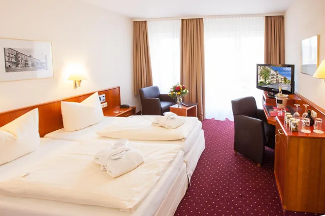 غرفة سوبيريور بسرير مزدوج بشرفة، Hotel Kaiserhof Victoria 3/3