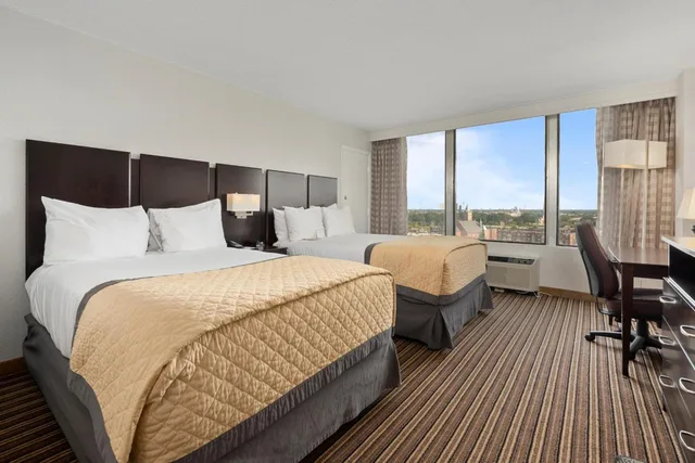 جناح بسريرين مزدوجين، Wyndham Garden Norfolk Downtown 3/8