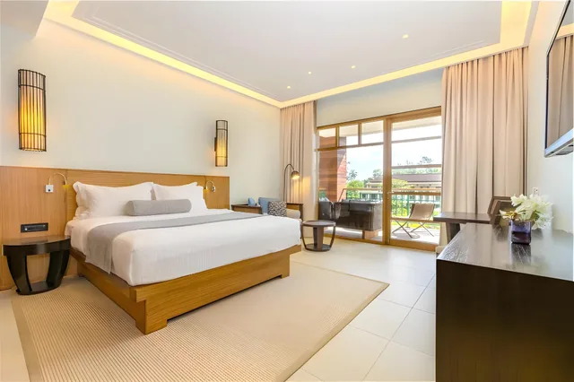 Savoy, Grand, Deluxe, Double Bed, Pool View، Savoy Seychelles Resort & Spa 1/1