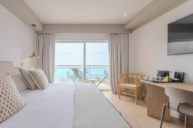 غرفة سوبيريور بسرير مزدوج بإطلالة على البحر بشرفة، Hotel Soho Boutique Las Vegas 6/10