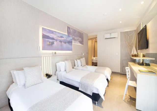 جناح رباعي، Perla Suite Hotel 1/7