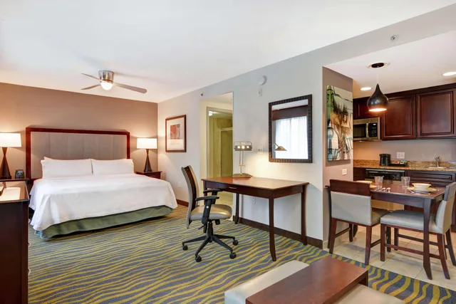 استوديو بسرير كينج، Homewood Suites by Hilton Lake Buena Vista Orlando 2/4