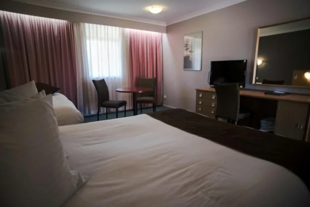 جناح بغرفتي نوم، Hospitality Kalgoorlie, SureStay Collection by Best Western 1/2