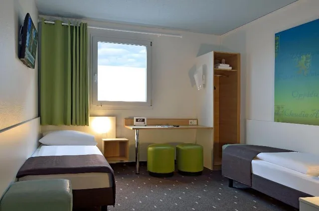 غرفة مفردة بسرير مزدوج، B&B Hotel Koln Frechen 1/1