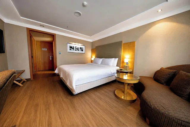 غرفة ديلوكس بسرير مزدوج، The Grand Hotel Daegu 3/10