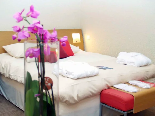 Executive, Double Bed, Novotel Roissy Saint-Witz 5/7