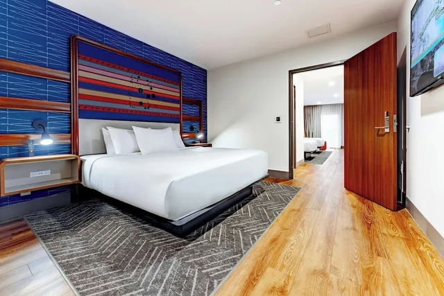 River, Family, Suite, Patio, OKANA Resort & Indoor Waterpark 2/10