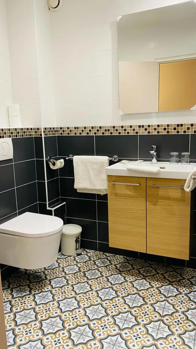 غرفة اقتصادية رباعية، HOTEL PARIS GAMBETTA 2/2