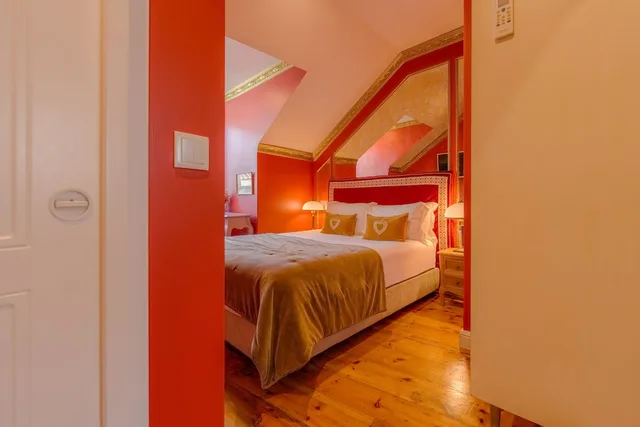 Victorian, Queen Bed, Solar dos Poetas 4/10