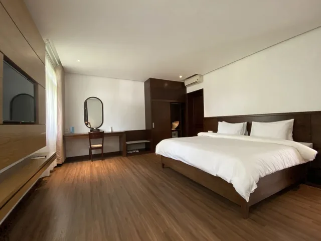 جناح بسرير كينج بإطلالة على البحر، Hoang Ngoc Beach Resort 8/10