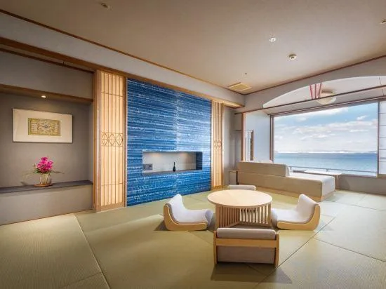Japanese, Spectacular, Ocean View, Tatami، Hotel Ofutei 2/2