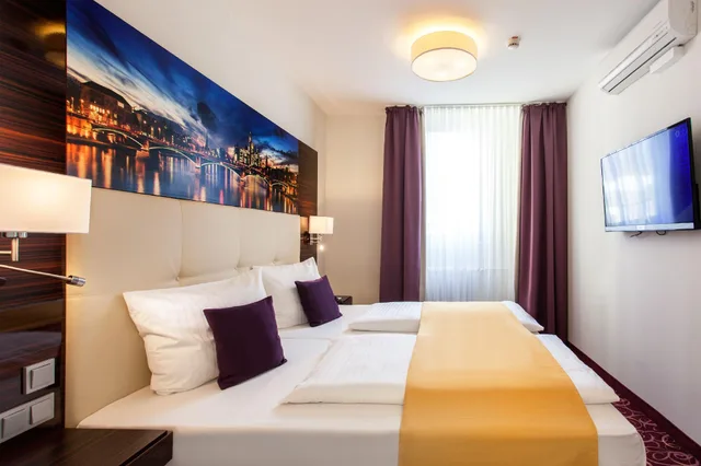 جناح ديلوكس، Favored Hotel Domicil Frankfurt 1/2