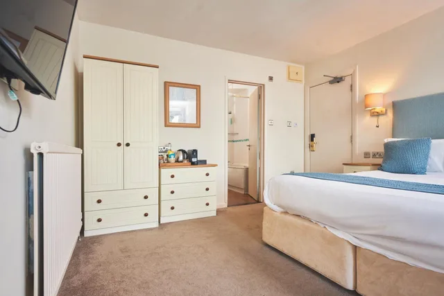 Room, Double Bed, Coast View، Great Western Hotel 6/10