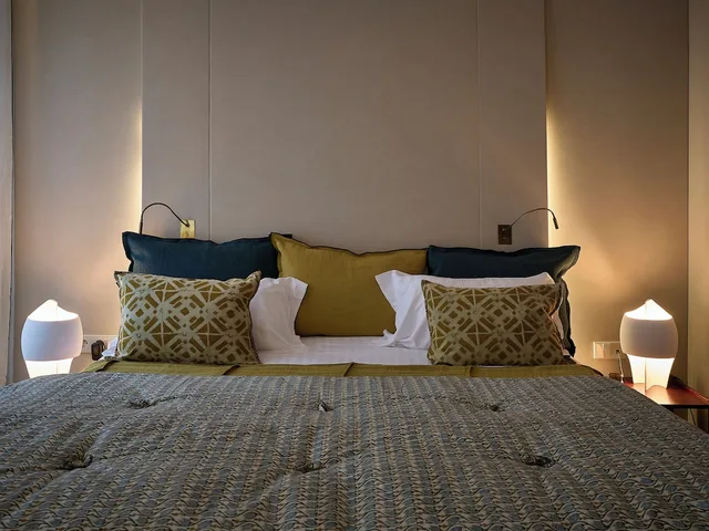 غرفة ديلوكس بسريرين منفصلين بشرفة، HOTEL BEAUSEJOUR RANELAGH 4/5