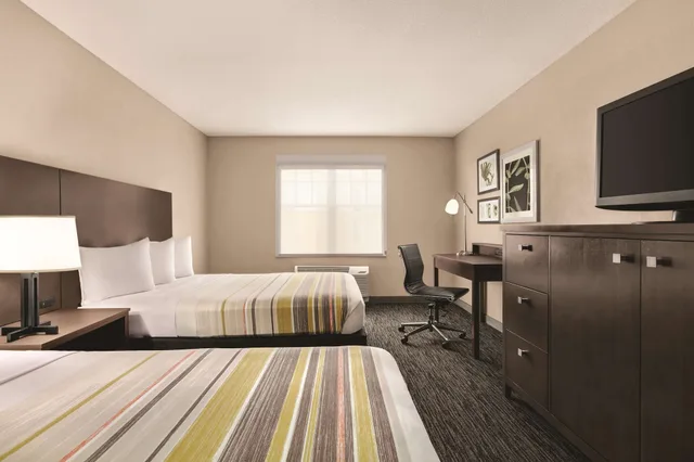 Room, 2 Queen Beds, Accessible, Country Inn and Suites by Radisson Tampa/Brandon FL 1/4