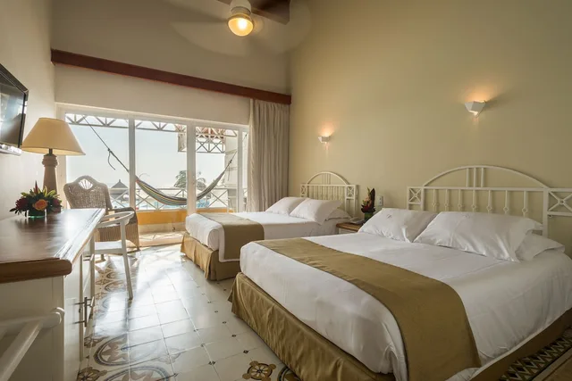 جناح جونيور بسرير كينج بإطلالة على الحديقة، Las Americas Casa de Playa 1/4