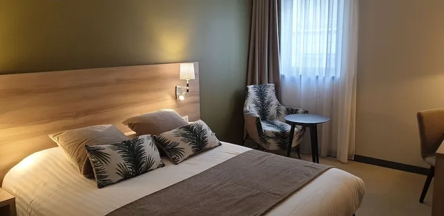Superior, Queen Bed, Best Western Crequi Lyon Part Dieu 7/10