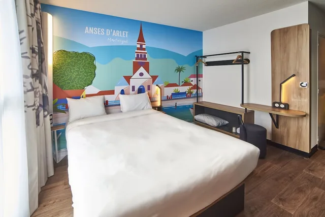 Room, Double Bed, B&B HOTEL Fort de France 6/10