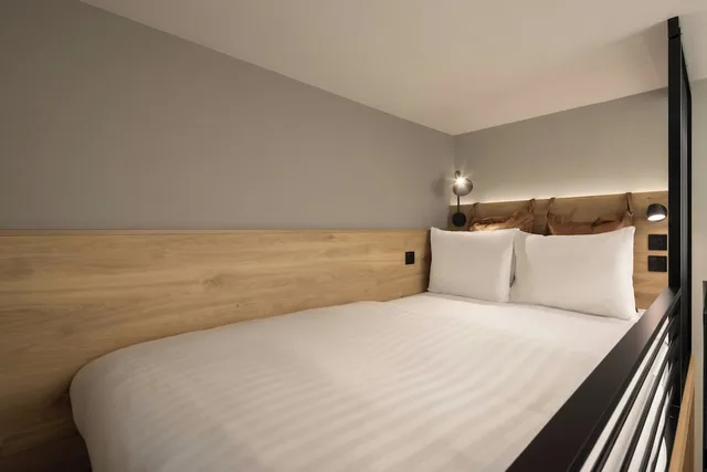 لوفت بسرير مزدوج، Moxy London Piccadilly Circus 1/6