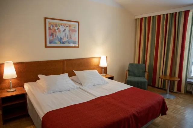 غرفة قياسية بسرير مزدوج، Hotel Kokkola 4/6