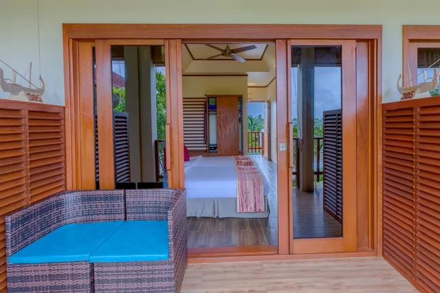 Araamu Holidays and Spa، Male 30/60