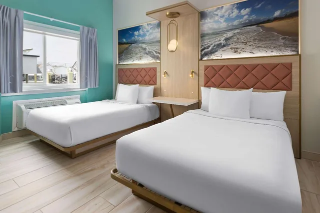 Room, 2 Queen Beds, Accessible, The Vibes Hotel, Trademark Collection by Wyndham 2/3