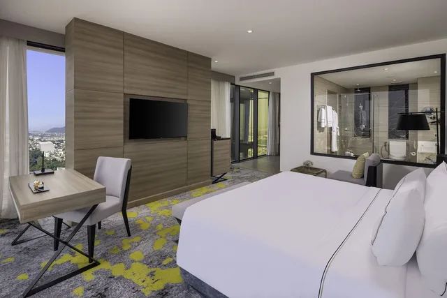 The Level, Premium, Twin Beds, Corner، Melia Vinpearl Thanh Hoa 3/5