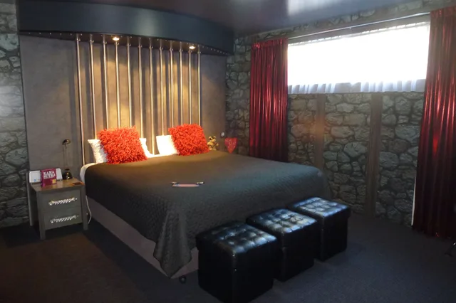 غرفة بسرير كينج، THE RETREAT AT FROOG MOORE PARK 3/9