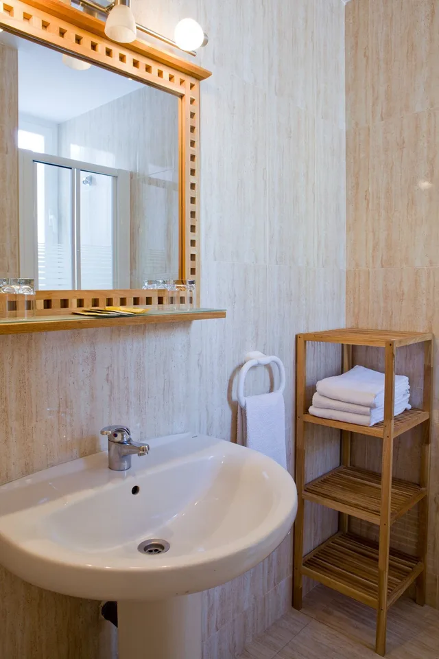 غرفة رباعية بأربعة أسرّة، Hostal America 3/3