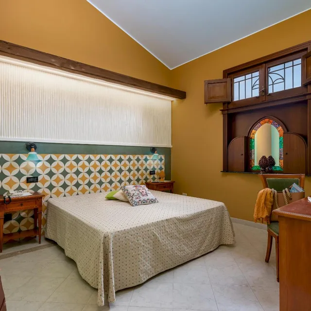 غرفة بسرير مزدوج أو سريرين منفصلين، Hotel Mediterraneo 1/5