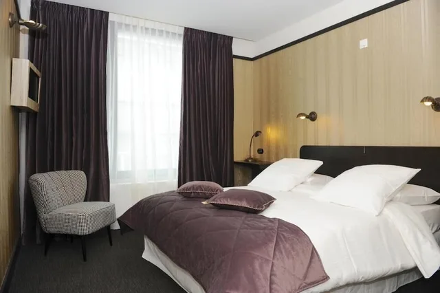Renovated, Standard, Double Bed، Hotel Le Berger 3/10
