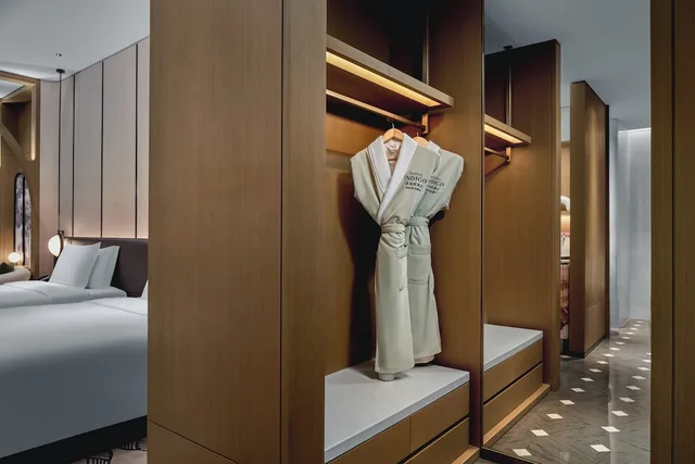 Hotel Indigo Wuxi Qingming Bridge by IHG, Wuxi 8/50