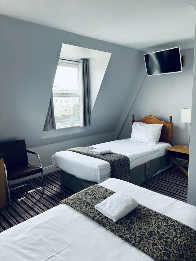 غرفة قياسية بسريرين منفصلين، My Place 2/6