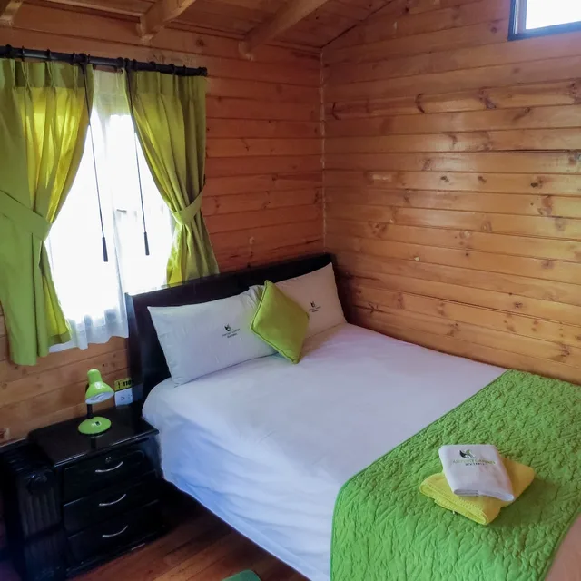 بنغل بسرير كوين، Hosteria Airport Garden 1/5