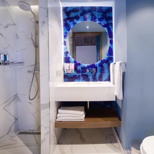 غرفة بسرير فردي، Hampton by Hilton Istanbul Old City 7/7