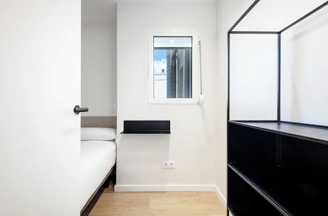 Family, Apartment, 1 Double and 3 Single Beds، Animapartments Sants 4/8