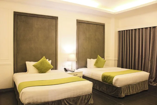 Deluxe, 2 Double Beds, The Pepperland Hotel 3/7